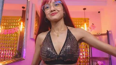Snapshot of cherry_vixen_ chatting on 04.25.26 Sery online show from 04.25.26