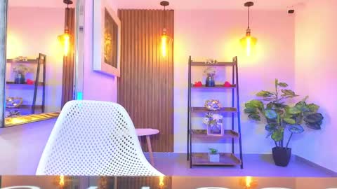 Snapshot of cherry_vixen_ chatting on 04.27.26 Sery online show from 04.27.26