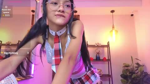 Snapshot of cherry_vixen_ chatting on 05.08.26 Sery online show from 05.08.26