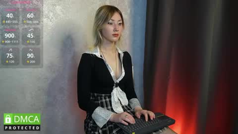 Snapshot of cherryblossomvibe chatting on 06.06.26 Cherry online show from 06.06.26