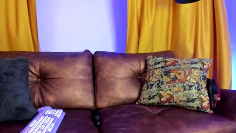 Cherry Glow  online show from 11.14.25