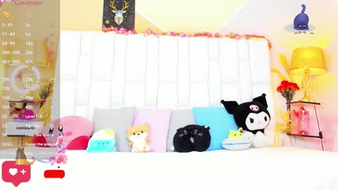 Snapshot of cherryboom23 chatting on 12.04.25 Samy Perez online show from 12.04.25