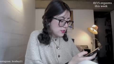 Snapshot of cherrybunny21 chatting on 12.05.25 Sarah Prez online show from 12.05.25