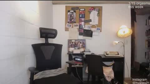 Snapshot of cherrybunny21 chatting on 02.09.26 Sarah Prez online show from 02.09.26