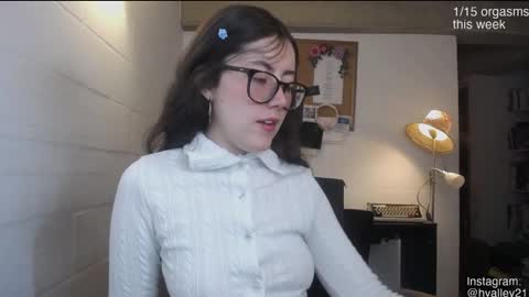 Snapshot of cherrybunny21 chatting on 02.18.26 Sarah Prez online show from 02.18.26