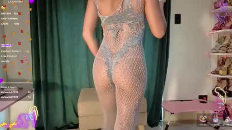 Snapshot of cherrycreme chatting on 01.11.26 Cherry online show from 01.11.26