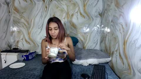 Snapshot of cherryindian694u chatting on 07.09.26 leah is the name online show from 07.09.26