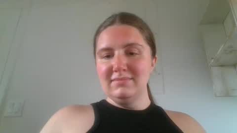 Snapshot of cherryjune chatting on 09.08.25 CherryJune online show from 09.08.25