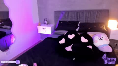 Snapshot of cherrysnow_ chatting on 02.01.26 Cherry online show from 02.01.26