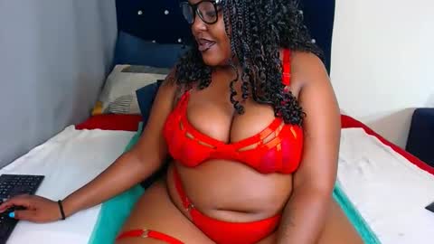 Snapshot of cherryyummy69 chatting on 02.19.25 cherryyummy69 online show from 02.19.25