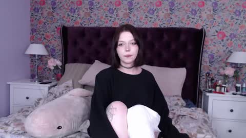 Snapshot of cheryl_turner chatting on 12.21.24 amelia online show from 12.21.24