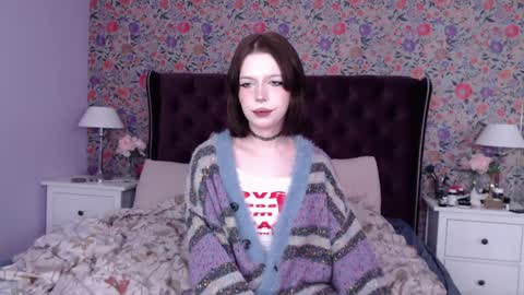 Snapshot of cheryl_turner chatting on 12.25.24 amelia online show from 12.25.24