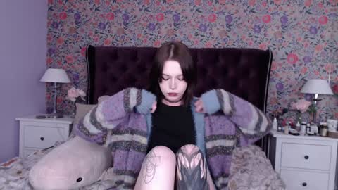 Snapshot of cheryl_turner chatting on 01.03.25 amelia online show from 01.03.25