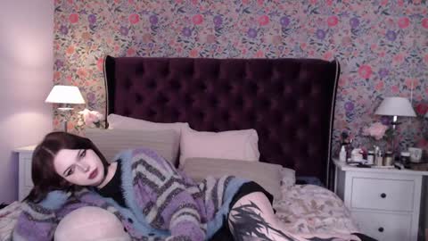 Snapshot of cheryl_turner chatting on 01.06.25 amelia online show from 01.06.25