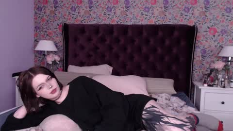 Snapshot of cheryl_turner chatting on 01.15.25 amelia online show from 01.15.25