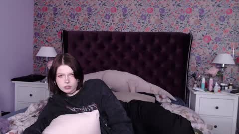 Snapshot of cheryl_turner chatting on 01.23.25 amelia online show from 01.23.25