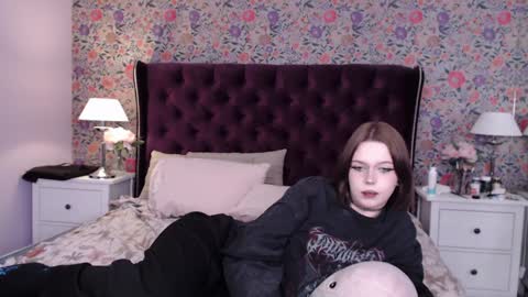 Snapshot of cheryl_turner chatting on 01.26.25 amelia online show from 01.26.25