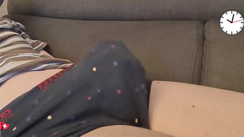 Snapshot of chezmonsieur_g chatting on 09.24.25 Grey online show from 09.24.25