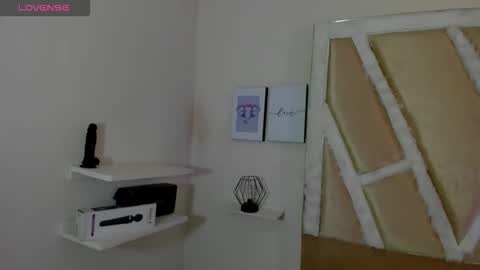 Snapshot of chhloe69 chatting on 02.21.26 chhloe69 online show from 02.21.26