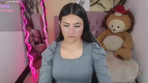 Snapshot of chiara_tay chatting on 10.23.25 Chiara online show from 10.23.25