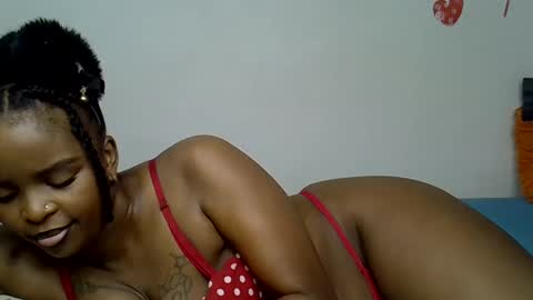 chibobo_ online show from 12.12.24