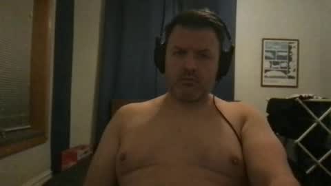 Snapshot of chicagoguy7183 chatting on 04.02.26 chicagoguy7183 online show from 04.02.26