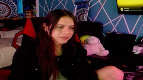 Snapshot of chico_explosivo chatting on 10.20.25 chico_explosivo online show from 10.20.25