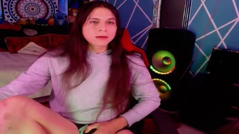 Snapshot of chico_explosivo chatting on 10.22.25 chico_explosivo online show from 10.22.25