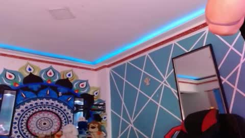 Snapshot of chico_explosivo chatting on 11.26.25 chico_explosivo online show from 11.26.25