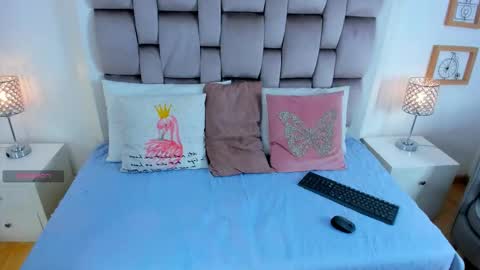 Chiki online show from 10.10.25