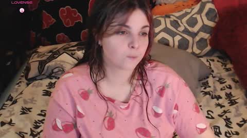 Snapshot of chill_saya chatting on 02.15.25 Saya online show from 02.15.25