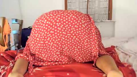 yoursensualparadise online show from 09.12.25