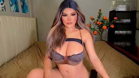 Snapshot of chinita_titi chatting on 07.24.26 chinita_titi online show from 07.24.26