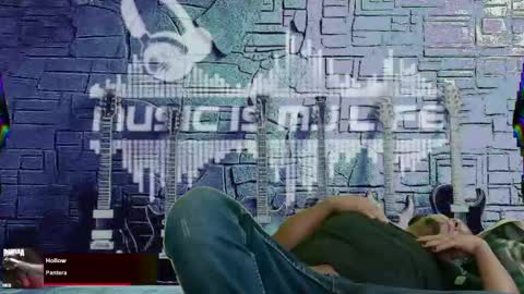 Snapshot of chinoroz chatting on 03.05.25 Enrique online show from 03.05.25