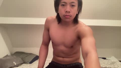 Snapshot of chiyansichief chatting on 04.27.26 kaedi online show from 04.27.26