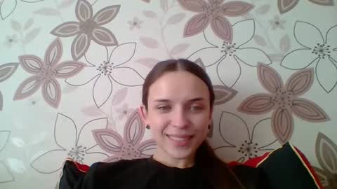 Snapshot of chloe45673 chatting on 05.26.26 chloe45673 online show from 05.26.26