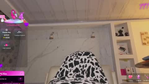Snapshot of chloe_cooperr chatting on 04.21.26 chloe_cooperr online show from 04.21.26