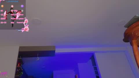 Snapshot of chloe_cooperr chatting on 05.11.26 chloe_cooperr online show from 05.11.26