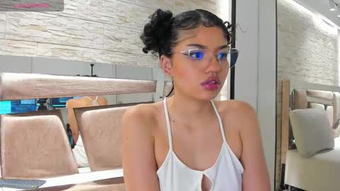 chloe online show from 12.14.25