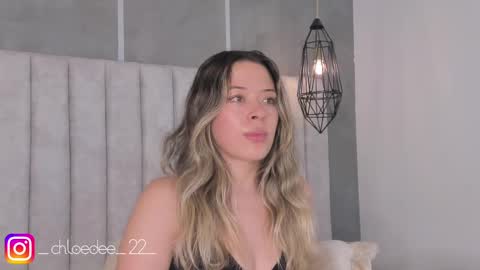 Chloe online show from 02.13.25