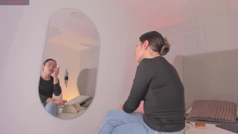 Chloe online show from 11.29.25