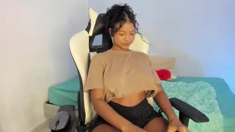 chloe online show from 03.10.25