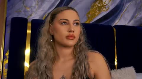 Chloe GraceeX online show from 01.11.26