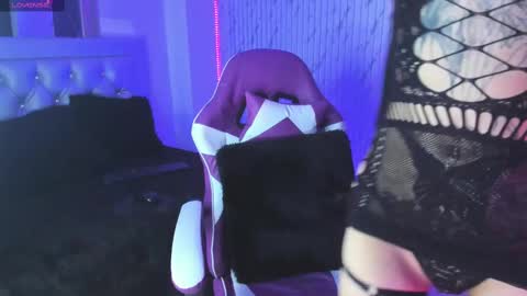 chloe_jacksonn online show from 10.06.25