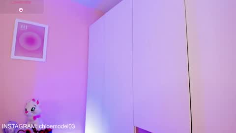 Chloe  online show from 04.13.26