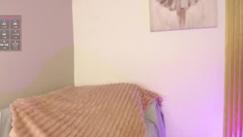 Snapshot of chloe_peach_ chatting on 04.17.26 chloe_peach_ online show from 04.17.26