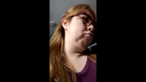Snapshot of chloe_prg chatting on 05.27.26 chloe_prg online show from 05.27.26