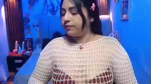 chloe_smith5 online show from 03.20.26