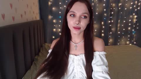 Chloe online show from 02.13.26