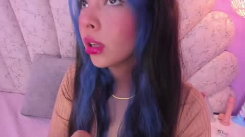   online show from 02.08.25